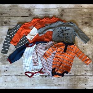 Bundle of 6-9m long sleeve onesies